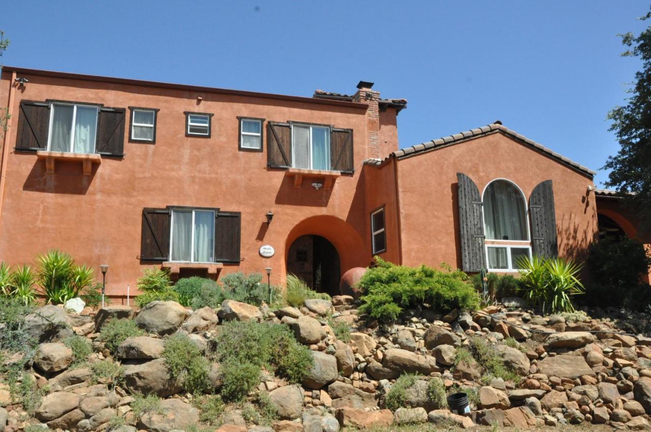 Posada Mariana Bed And Breakfast Catheys Valley Dış mekan fotoğraf
